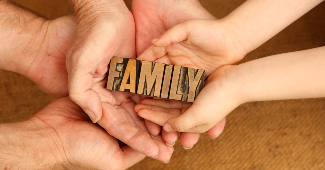 Mobilising Shared Family Support in Caregiving of Older Adults